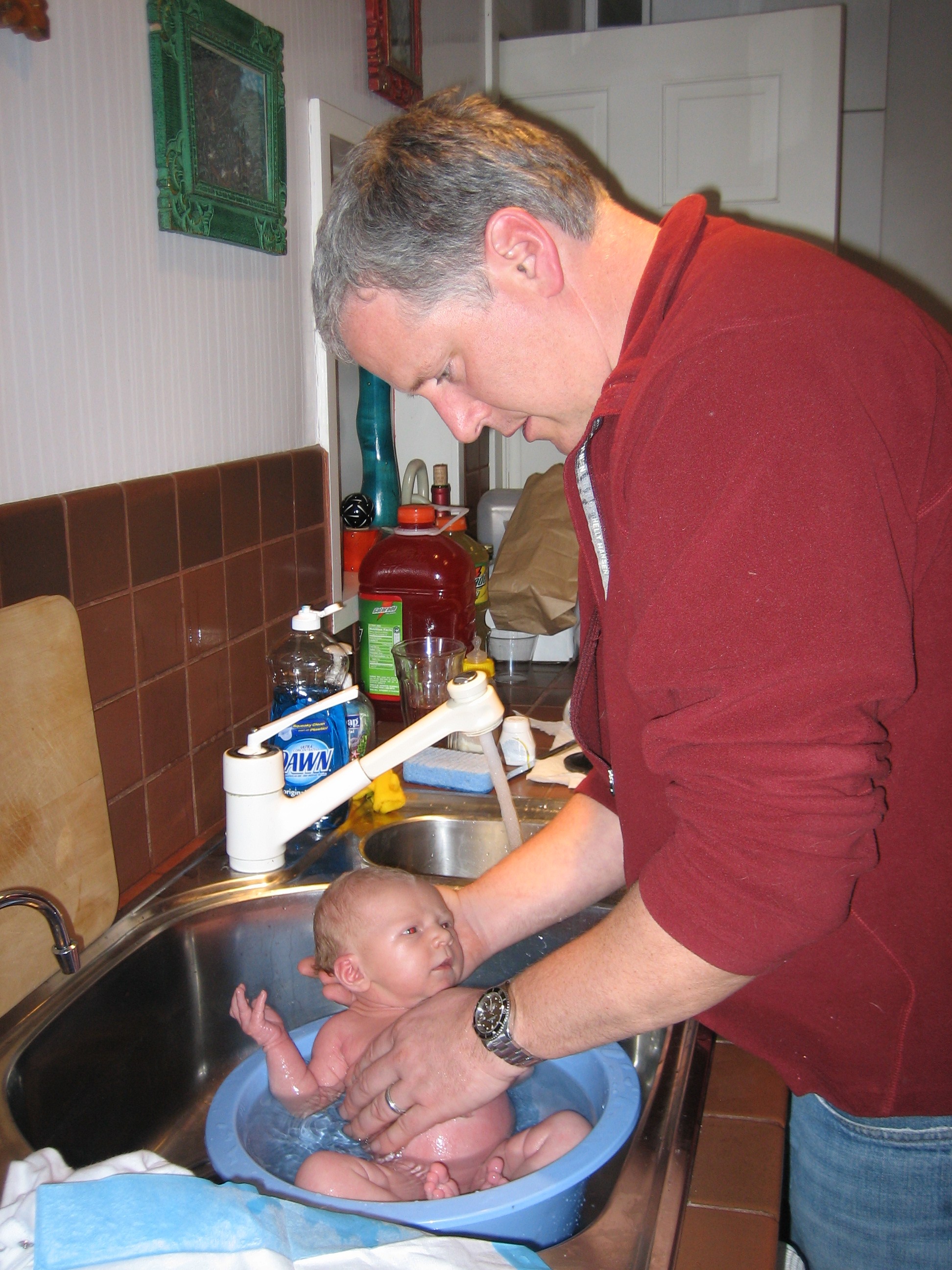 And Daddy gives the bath!